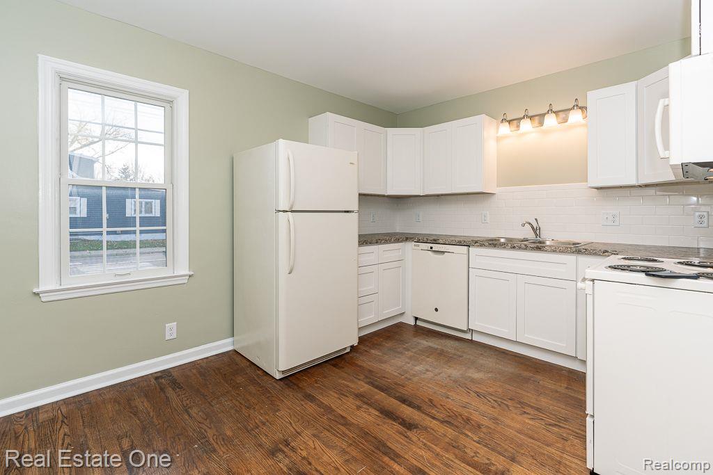 424 S MAIN ST