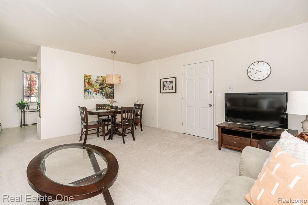 500 ROMEO RD 111
