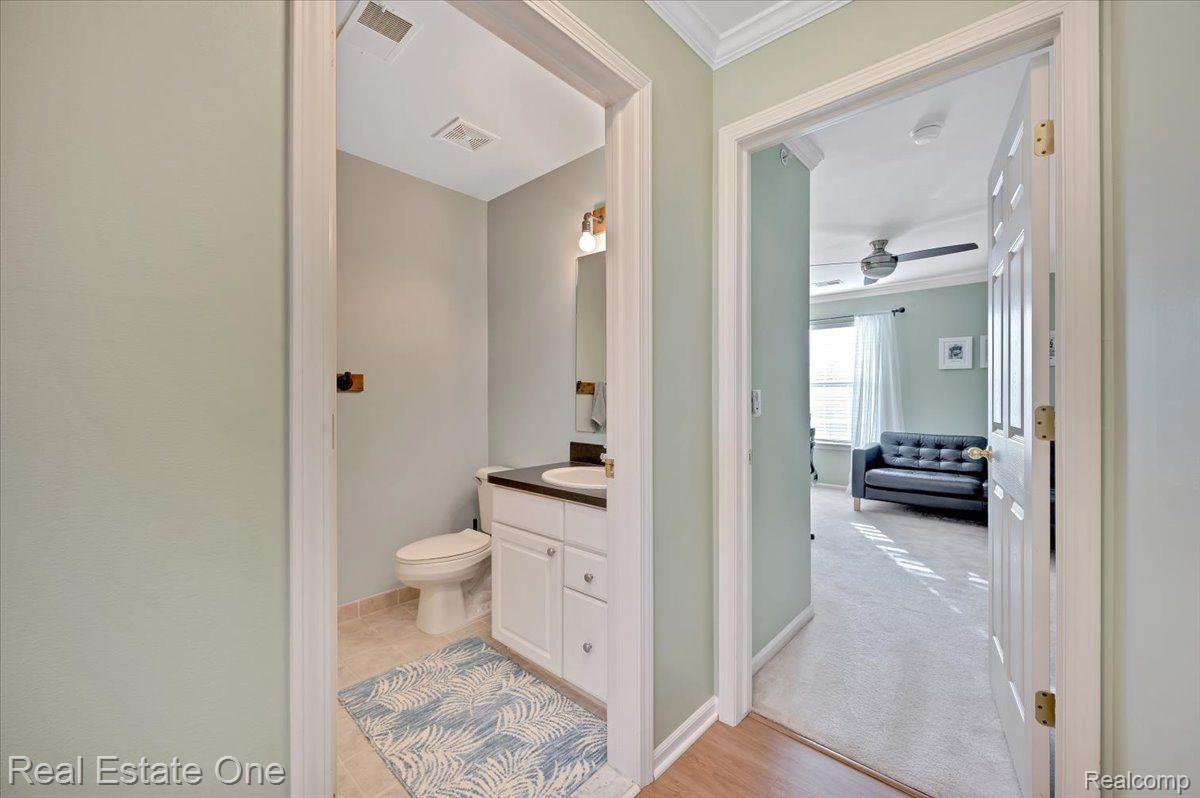 15201 ADRI CIR