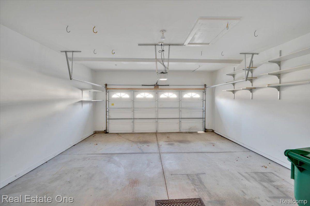 15201 ADRI CIR