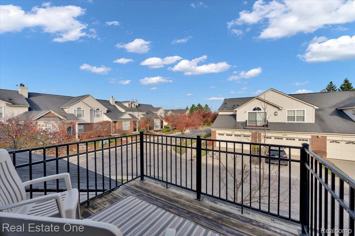 15201 ADRI CIR