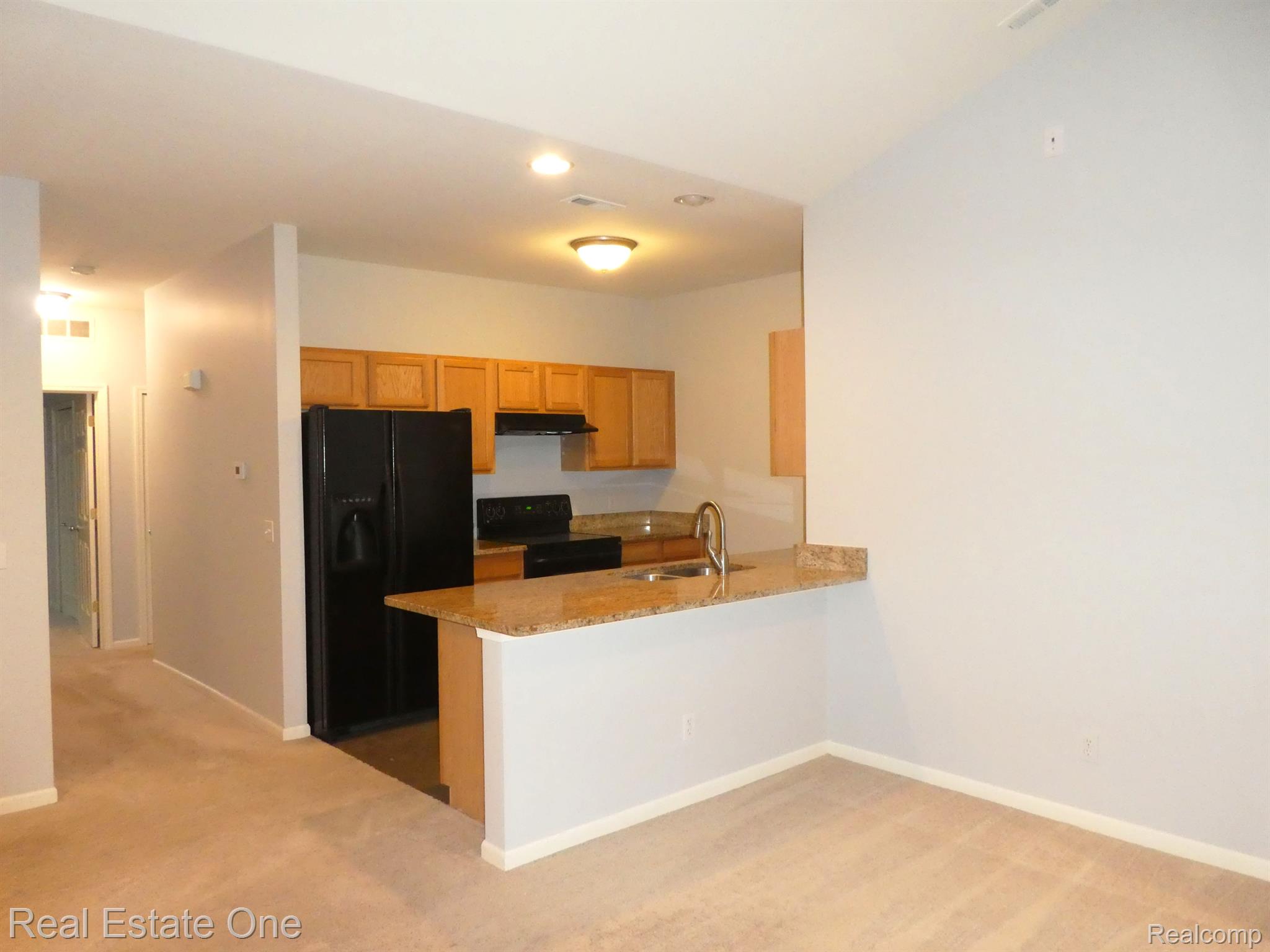 1071 ALAMEDA BLVD 22