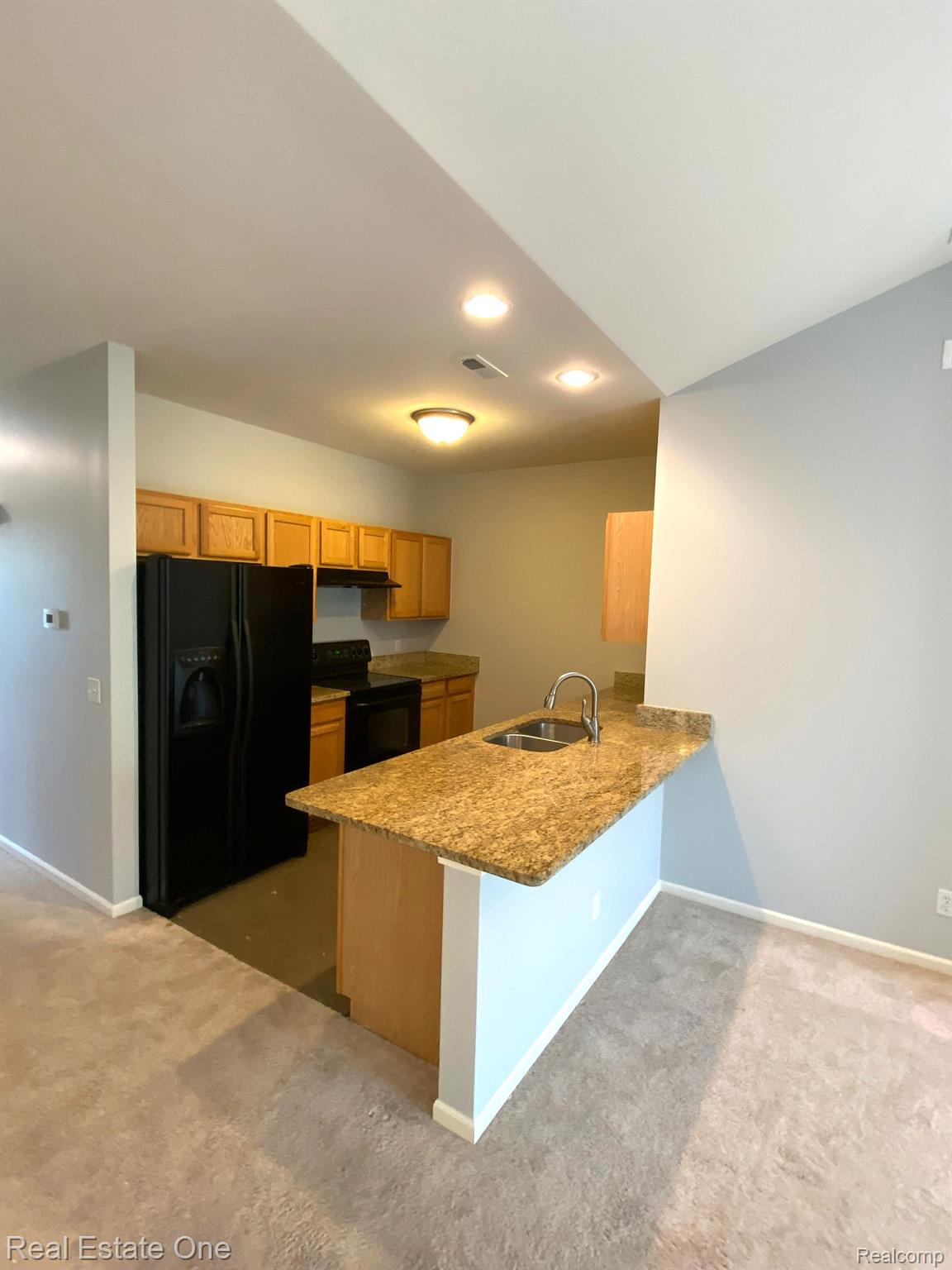 1071 ALAMEDA BLVD 22