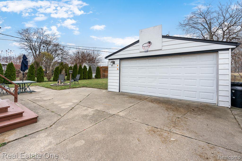 42662 Loni DR