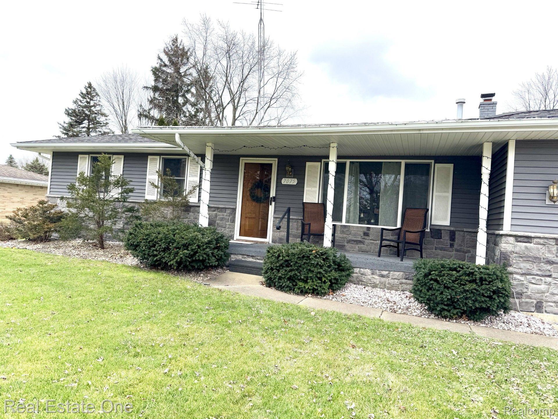 7075 YARMY DR
