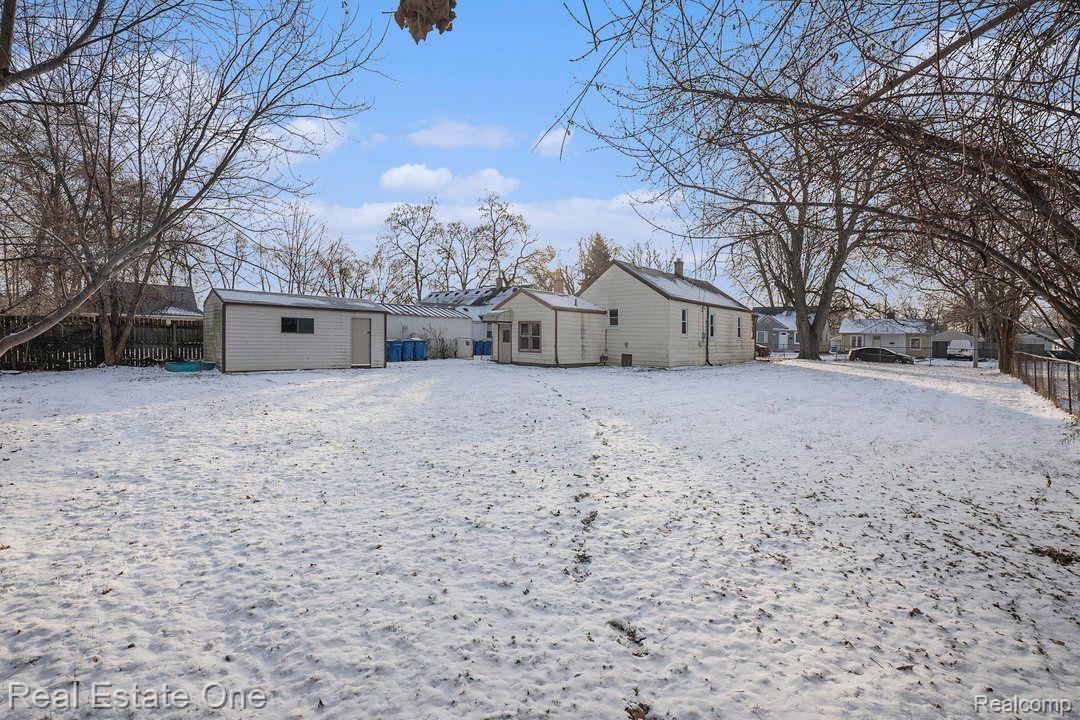 11519 MAXWELL AVE