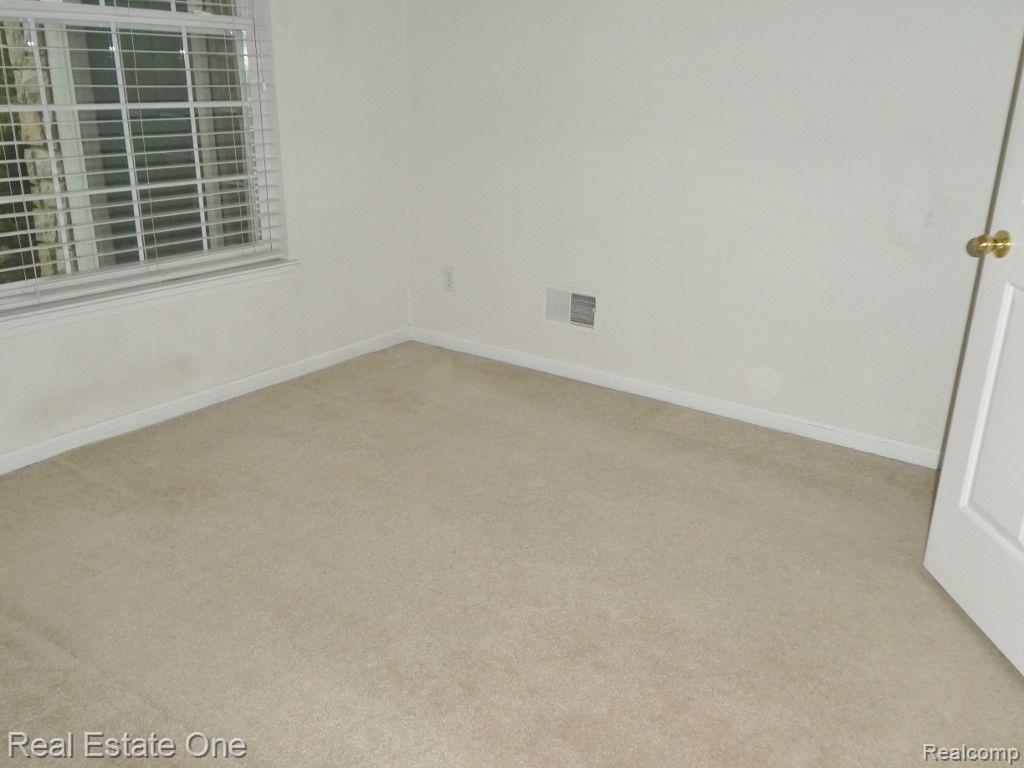 1203 ALAMEDA BLVD 62