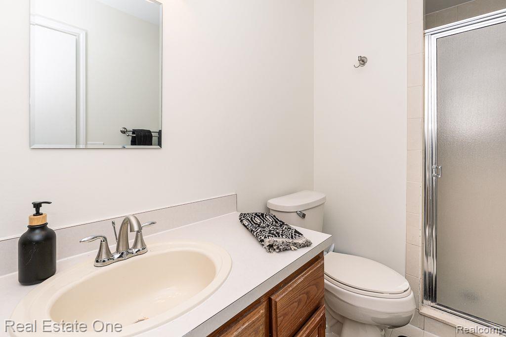6786 JASMINE DR