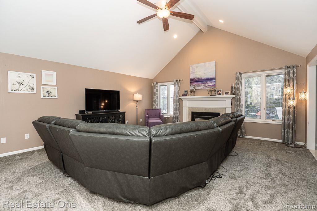 6786 JASMINE DR