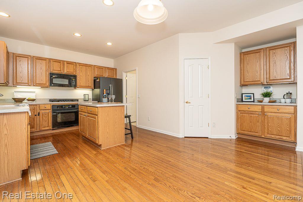 1654 ARCADIAN DR