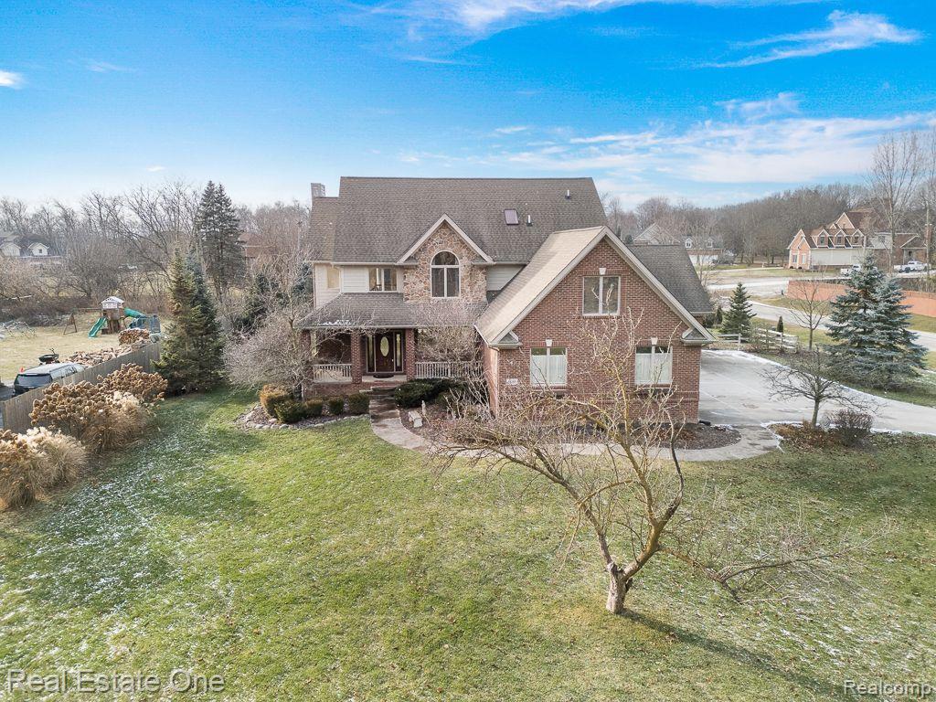 8600 WARNER RD