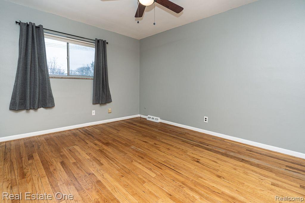 359 N ETON ST 10