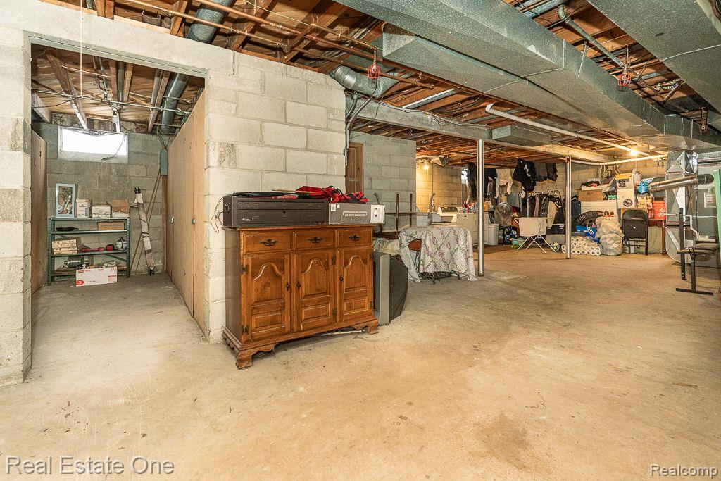 359 N ETON ST 10