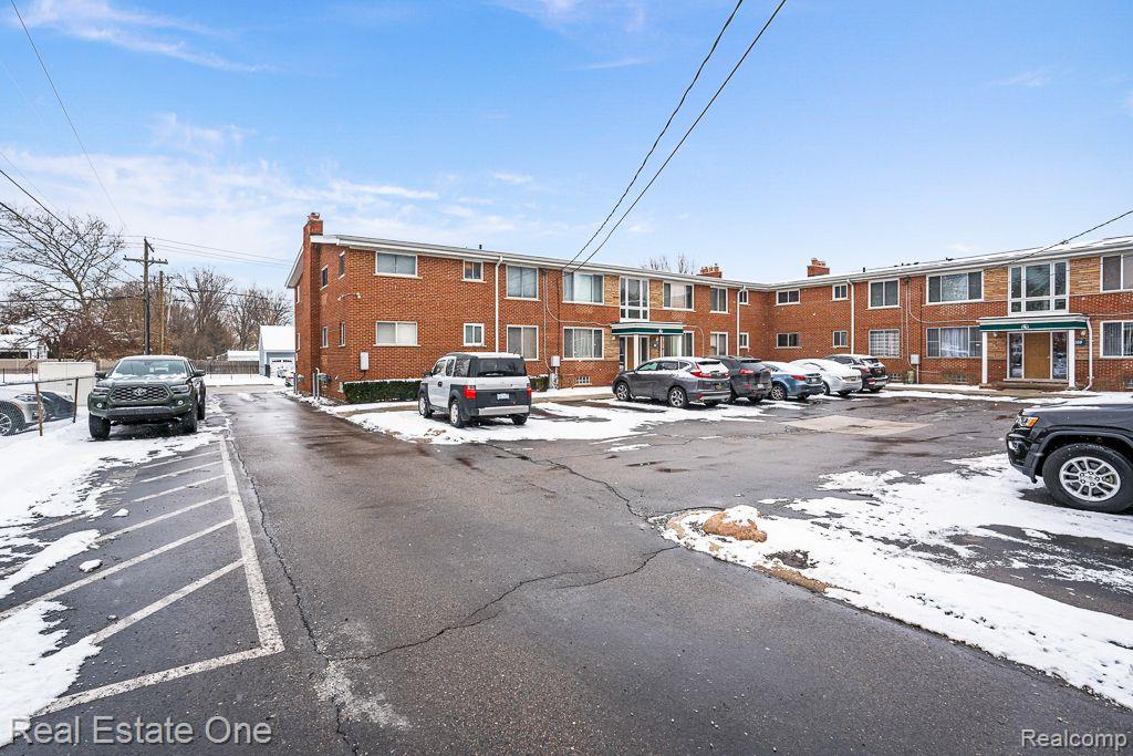 359 N ETON ST 10