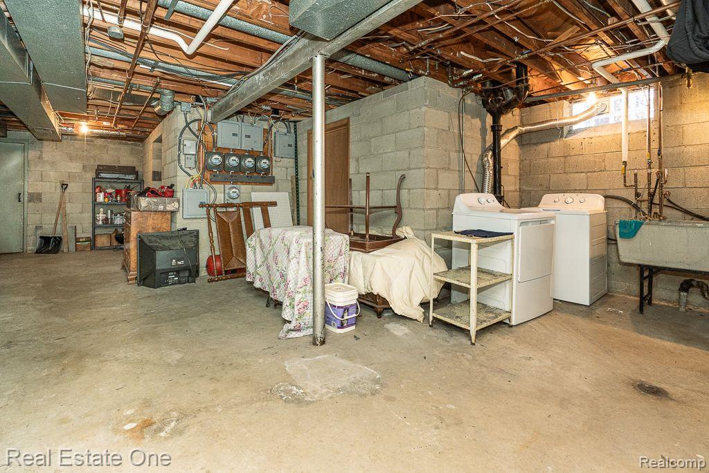 359 N ETON ST 10