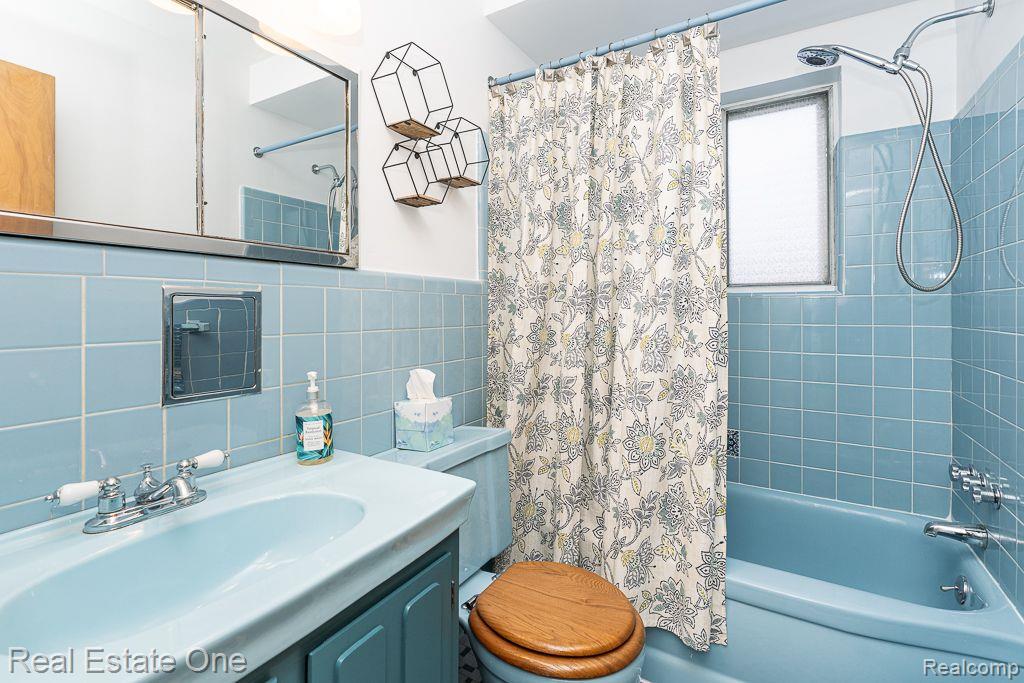 359 N ETON ST 10
