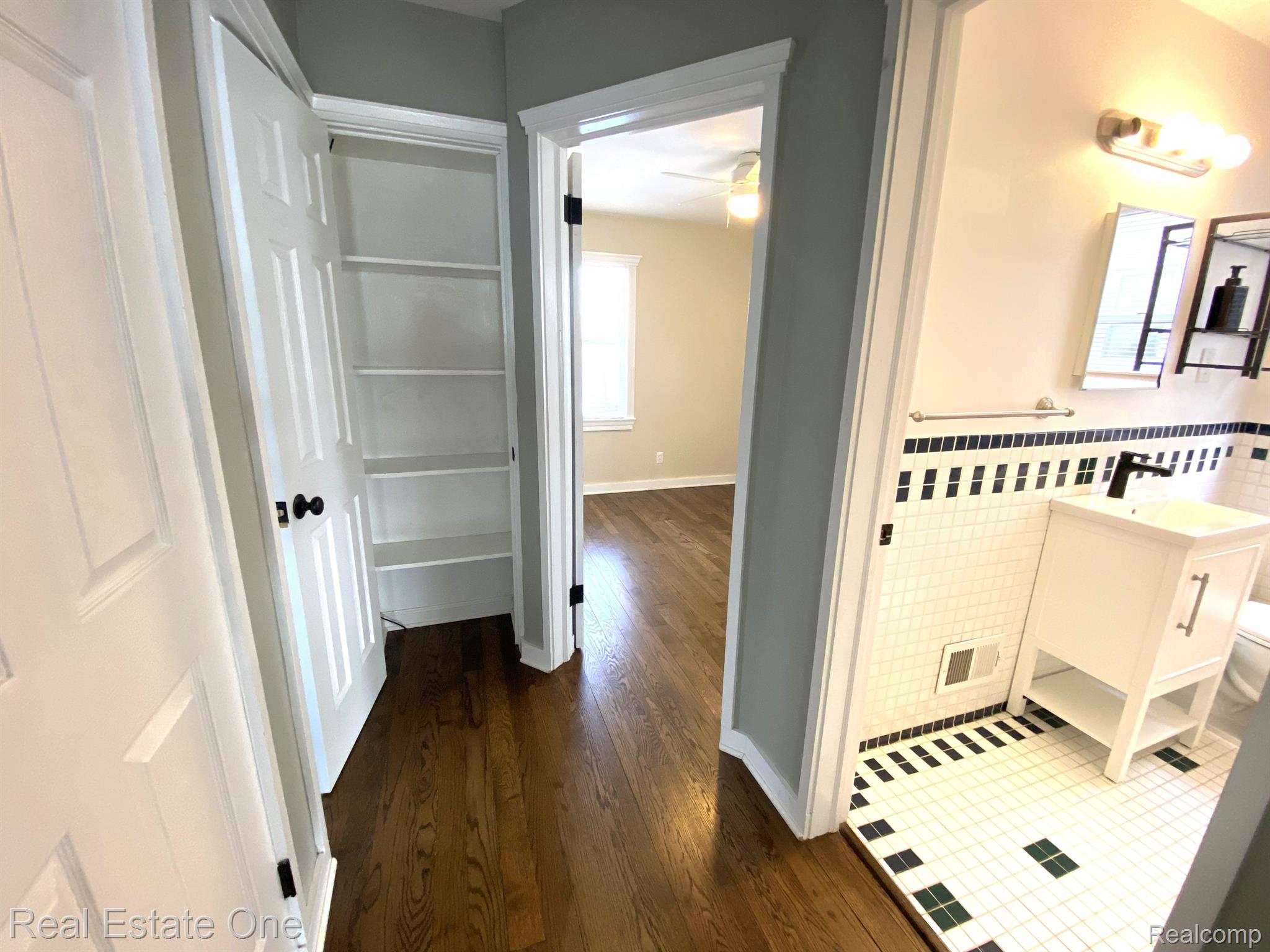 1844 STANFORD RD
