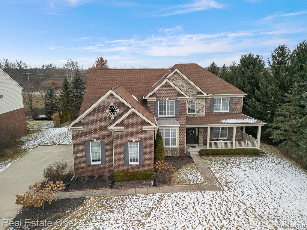 26384 CRESTWOOD DR