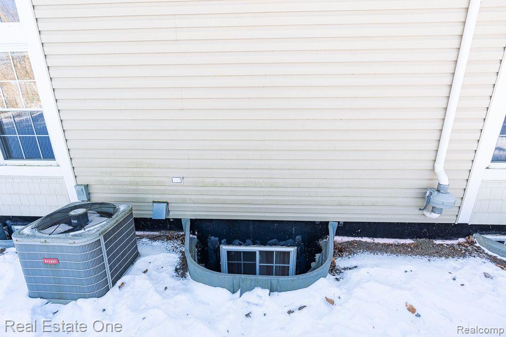 410 Maplehill RD