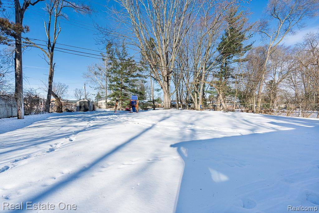 410 Maplehill RD