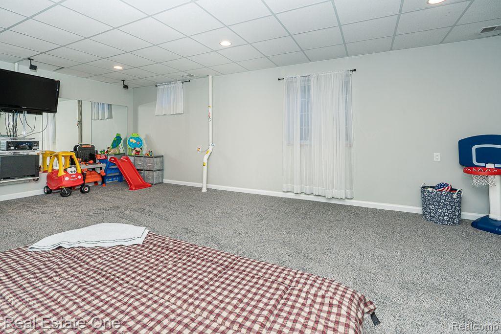 410 Maplehill RD