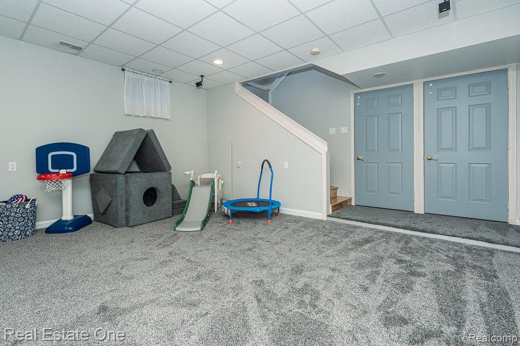 410 Maplehill RD