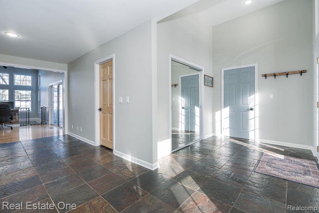 410 Maplehill RD