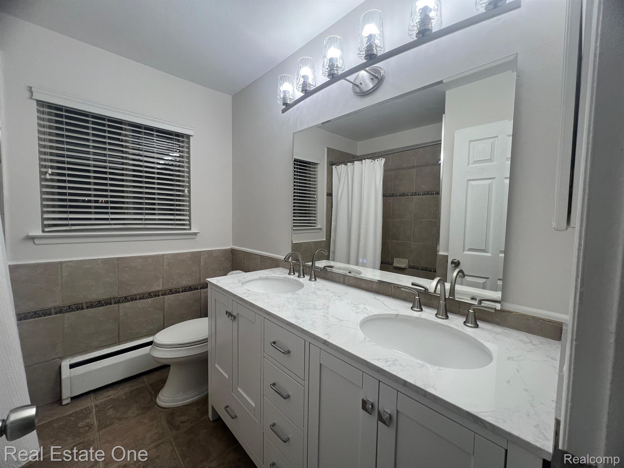 436 Romeo RD 327