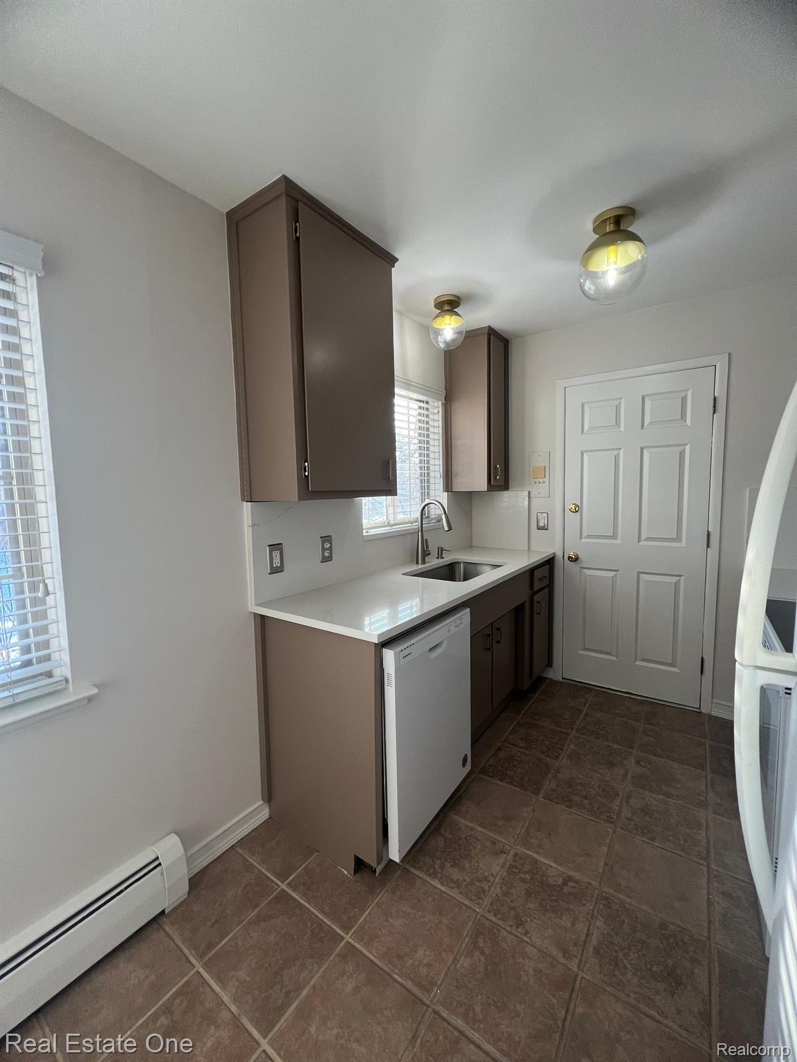 436 Romeo RD 327