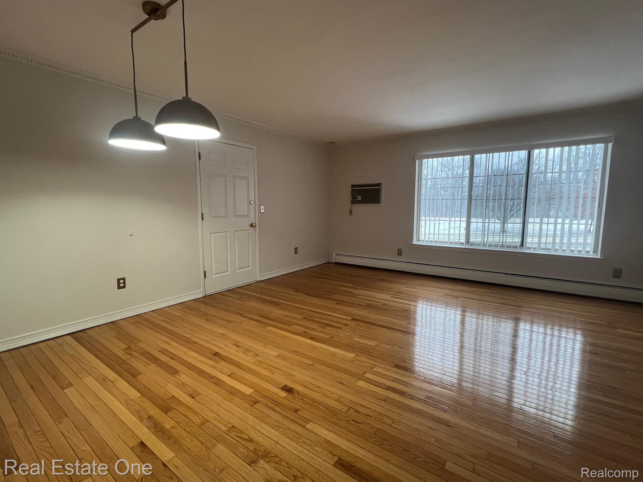 436 Romeo RD 327