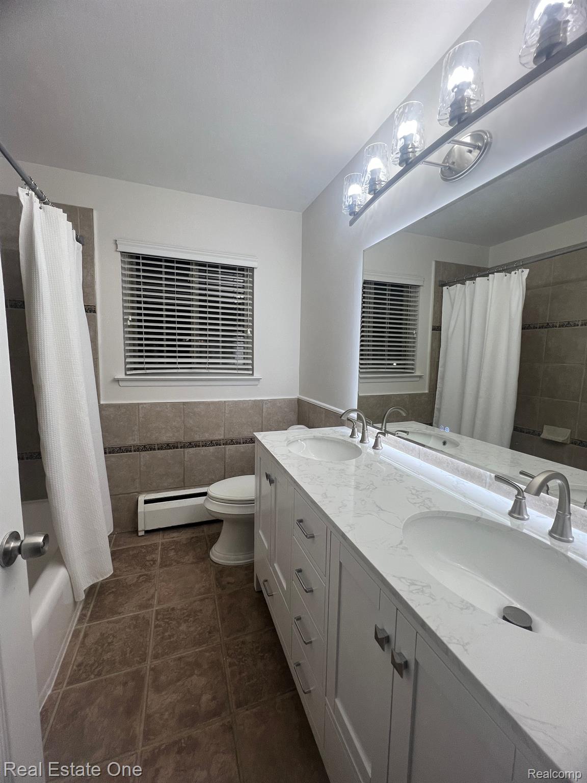 436 Romeo RD 327