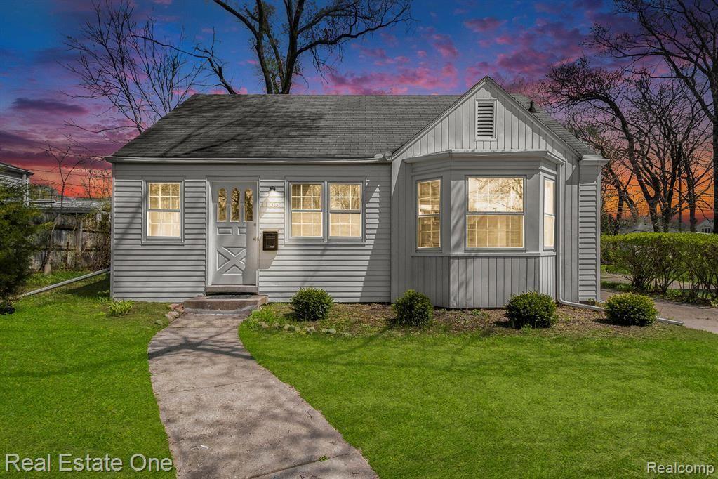 1105 Birk AVE
