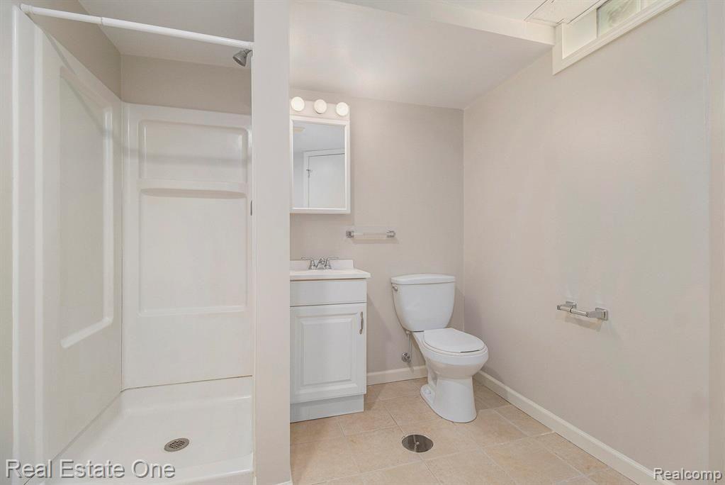 1105 Birk AVE