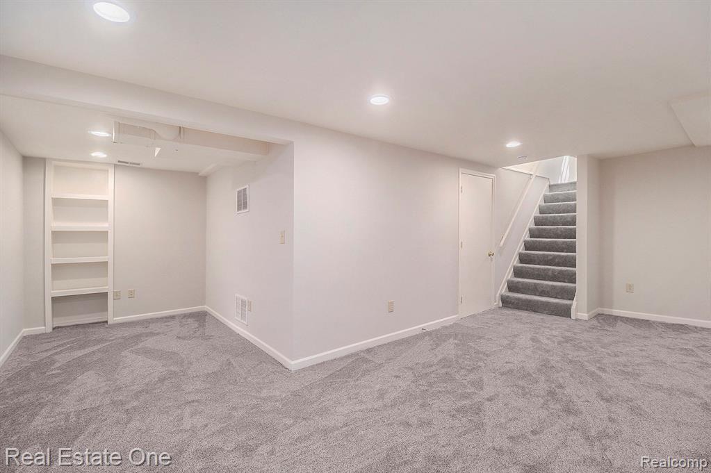 1105 Birk AVE