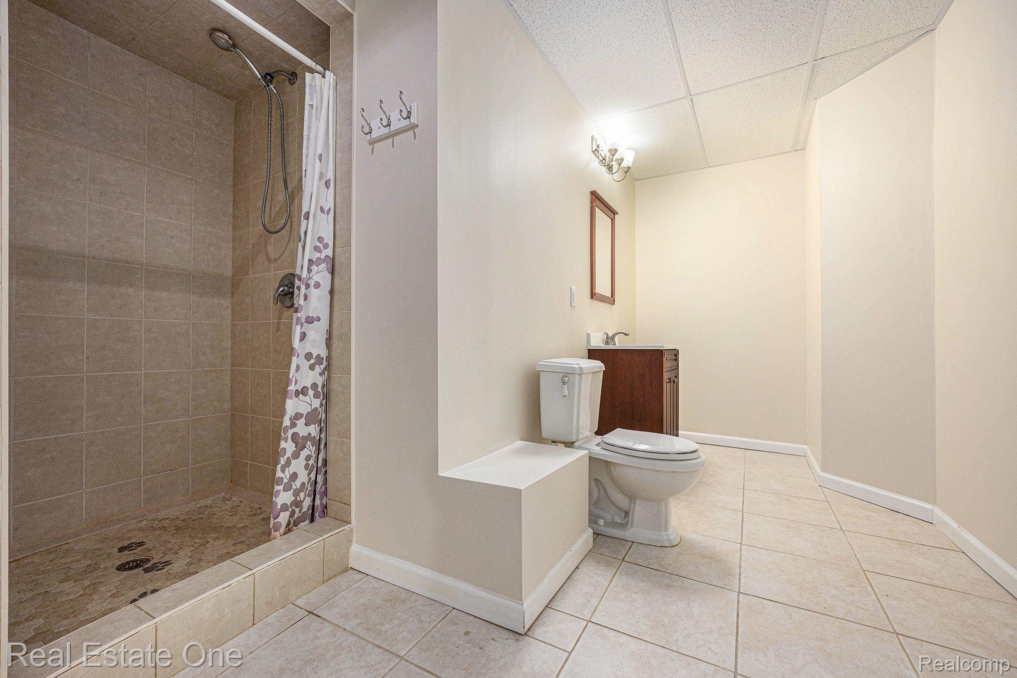3702 Sleepy Fox DR