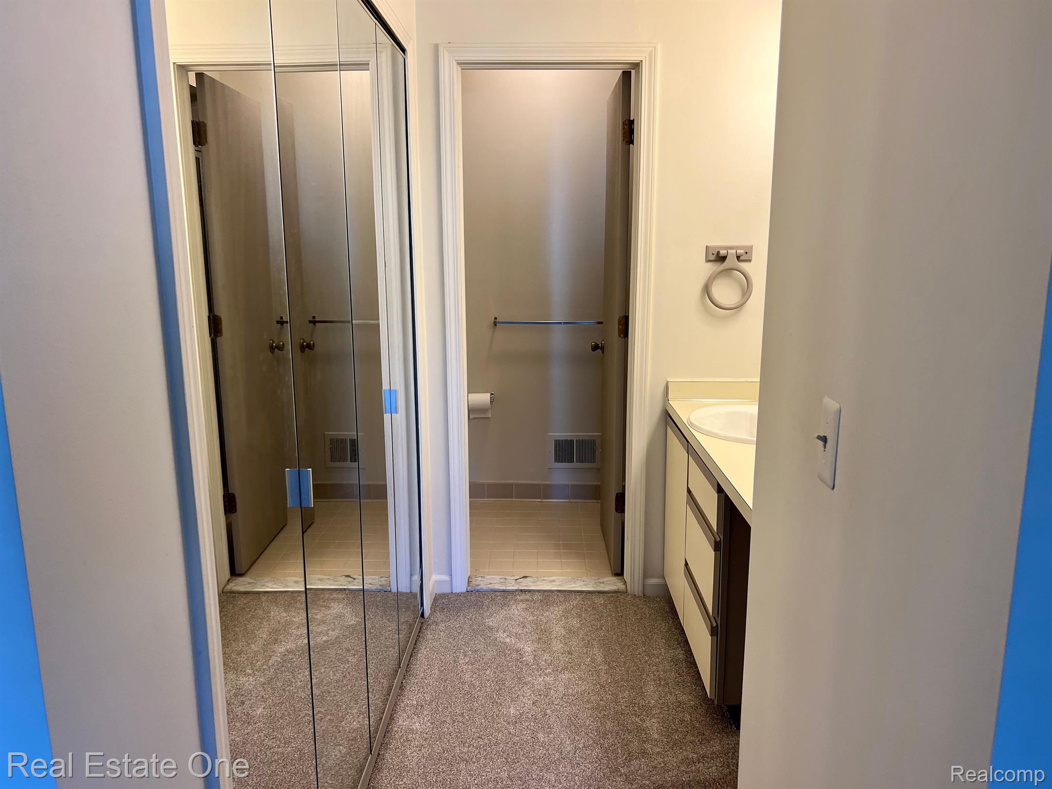 1629 Glenbrooke CRT