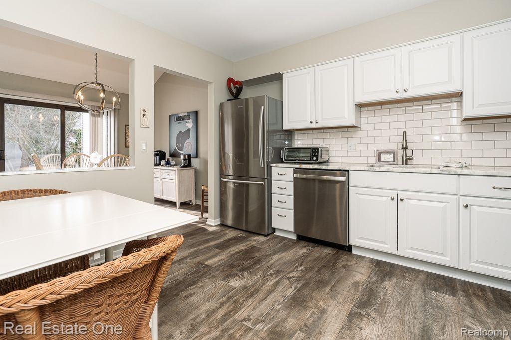641 ASHLEY CIR