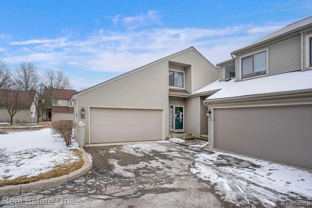641 ASHLEY CIR