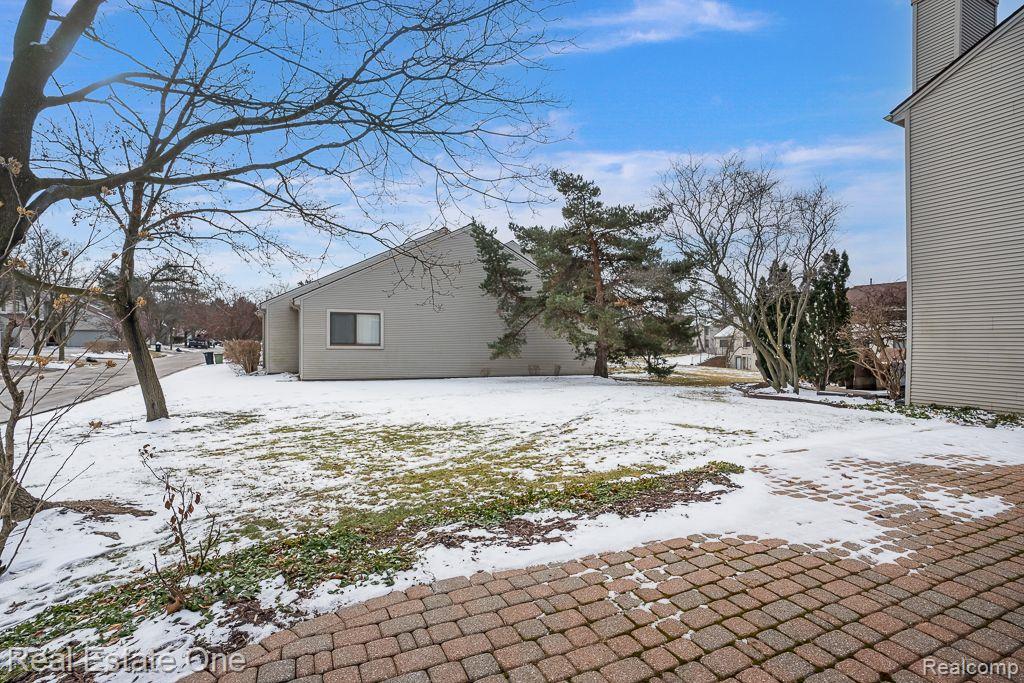 641 ASHLEY CIR