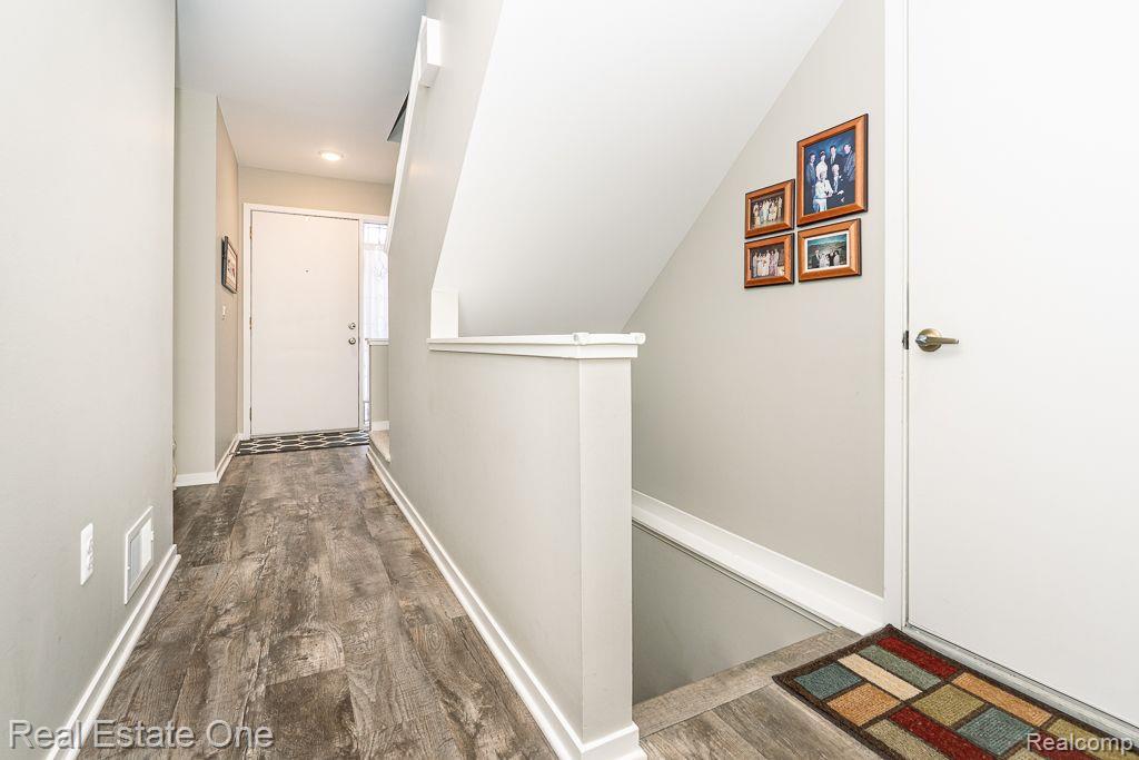641 ASHLEY CIR