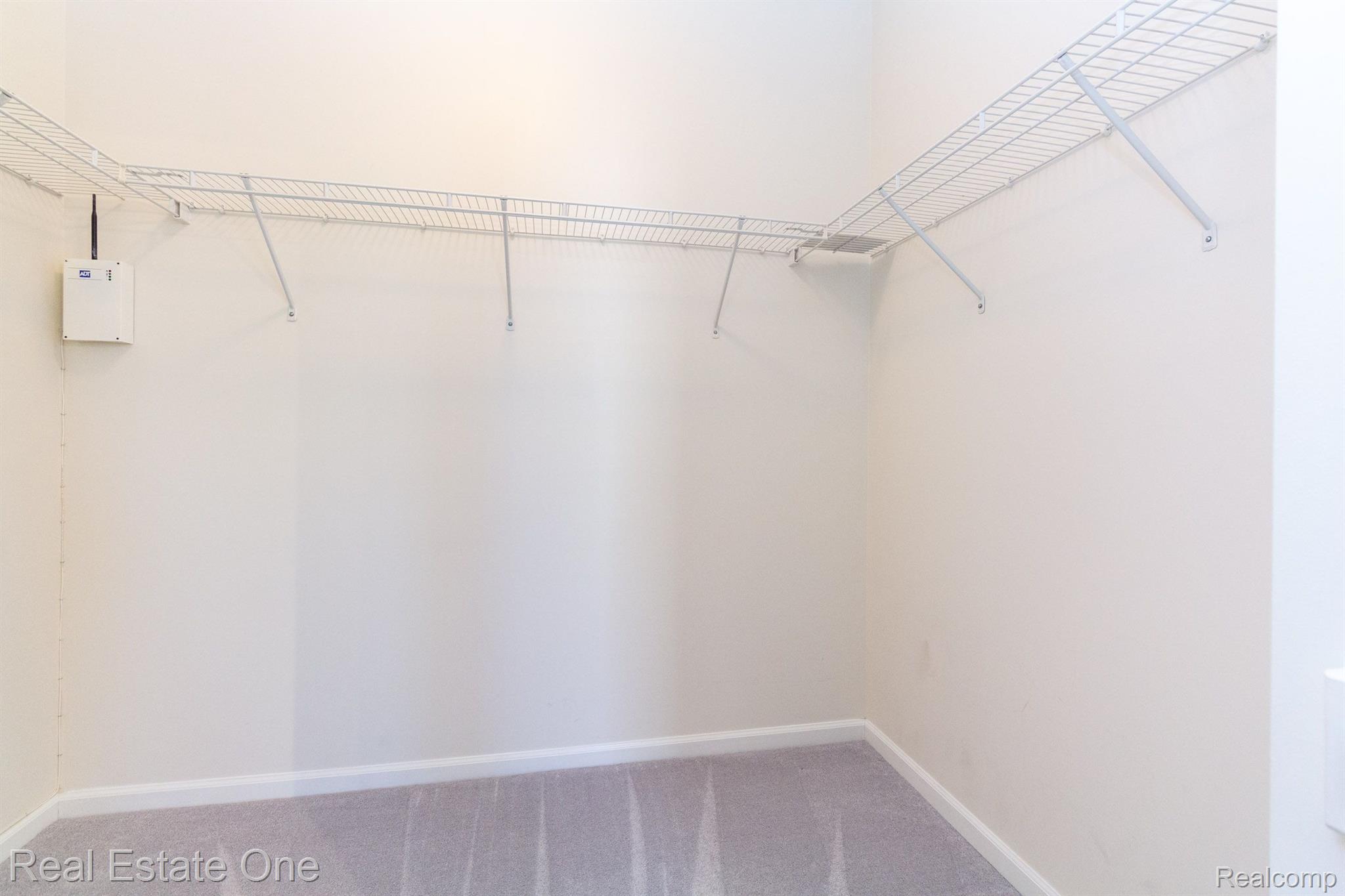 1144 ALAMEDA BLVD