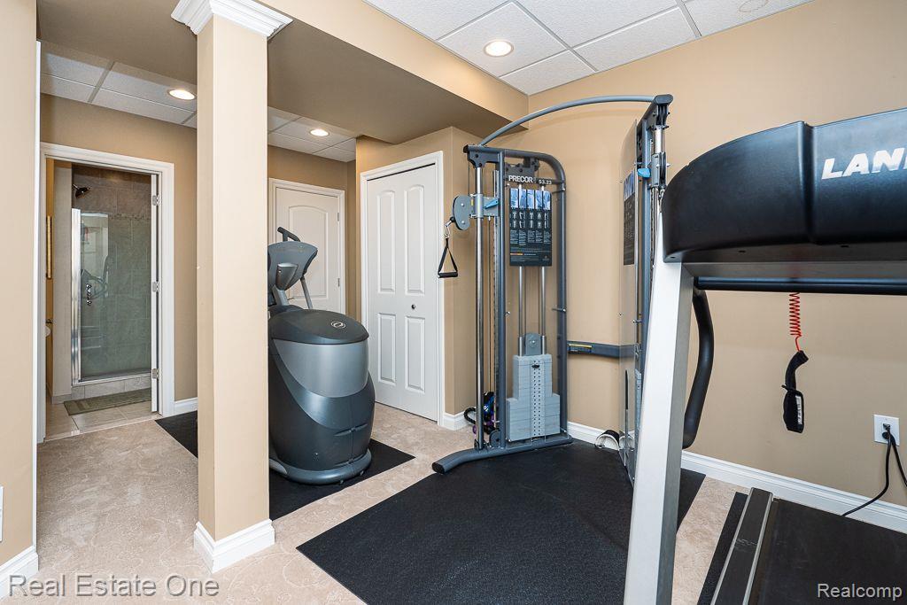 1687 BLUSHING DR