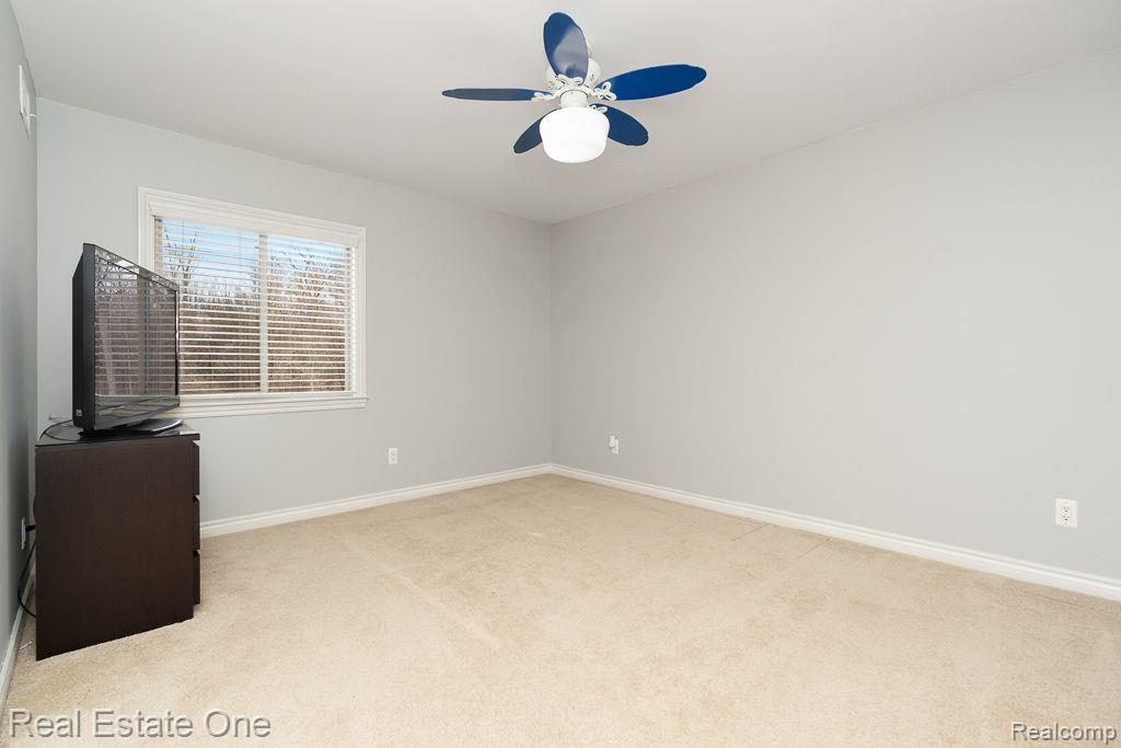 11227 RUNYAN LN