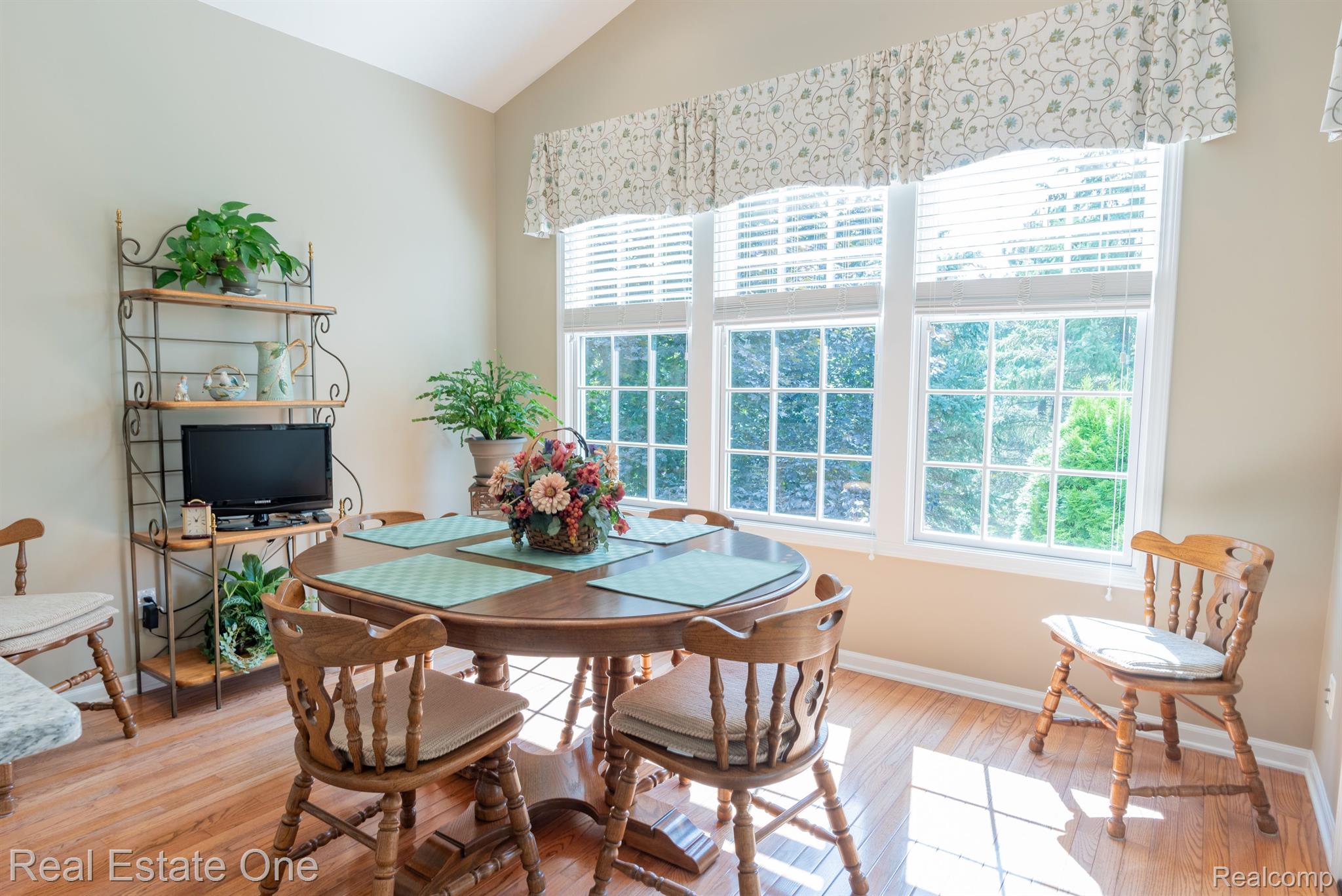 1507 FORD CRT