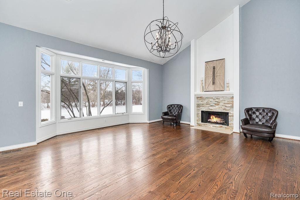 2980 LONG WINTER LN