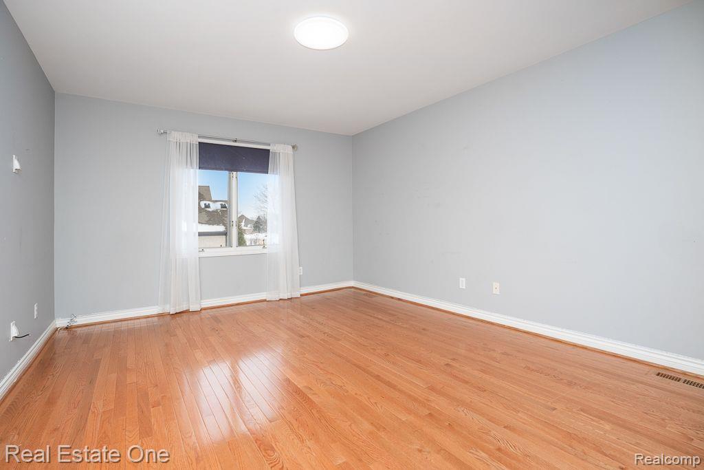 2980 LONG WINTER LN