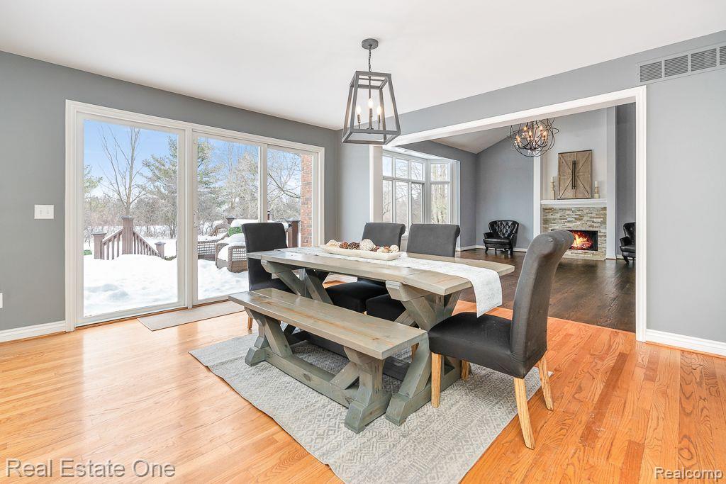 2980 LONG WINTER LN