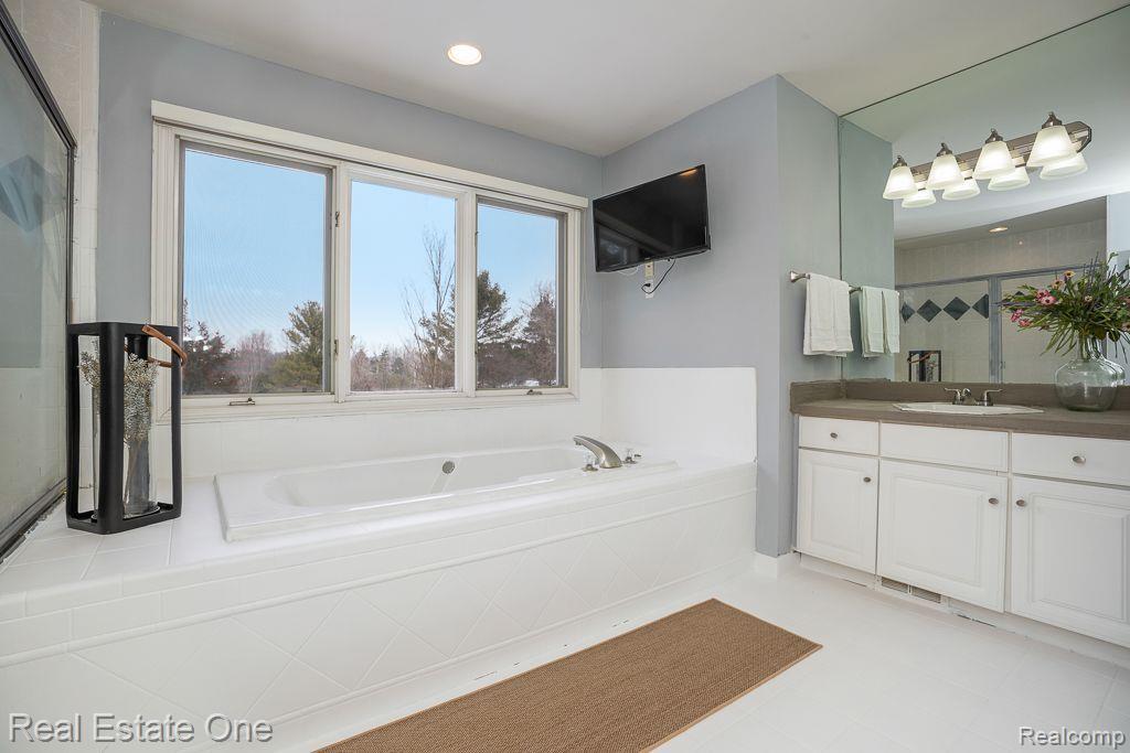 2980 LONG WINTER LN