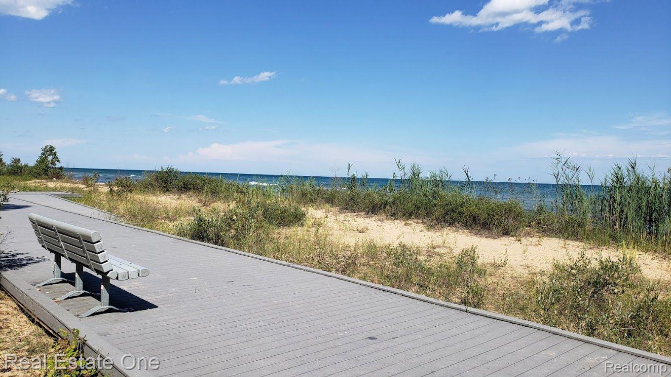 7289 WOODLEA RD