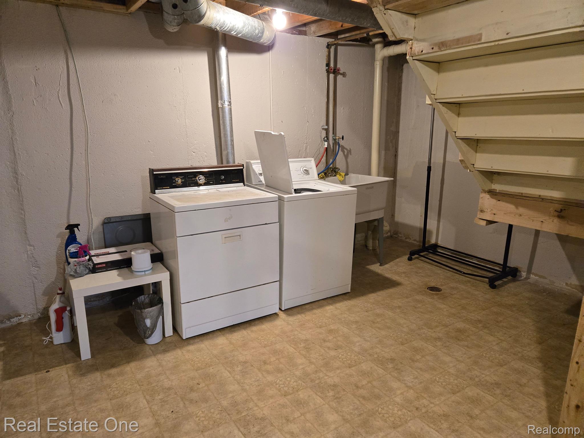 111 MANOR WAY Bldg#: 14